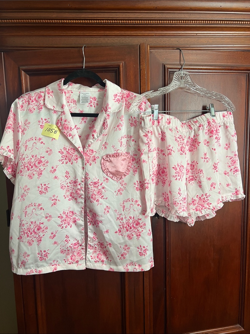 Tahari Girl shorty pajamas Size Large ❤️